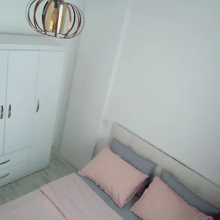 Superbe Avec Parking Gratuit Sur Place Daire Antalya