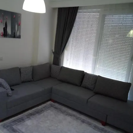 Superbe Avec Parking Gratuit Sur Place Daire Antalya